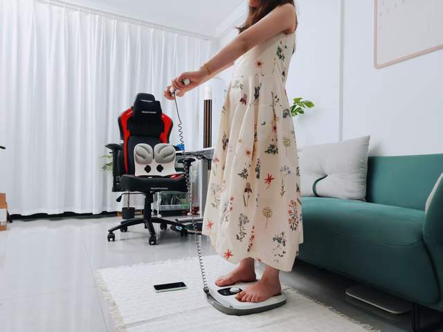 3频8电极+12项数据+97%准确率有点全面瓦力娱乐棋牌InBody体脂秤H30评测：(图9)